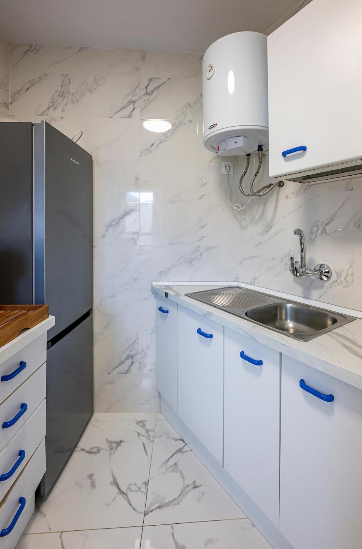 Appartement Modern 1 Bedroom Apartment, Steps From The Sea & Downtown *
