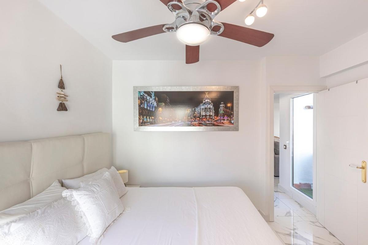 Modern 1 Bedroom Apartment, Steps From The Sea & Downtown * Marbella